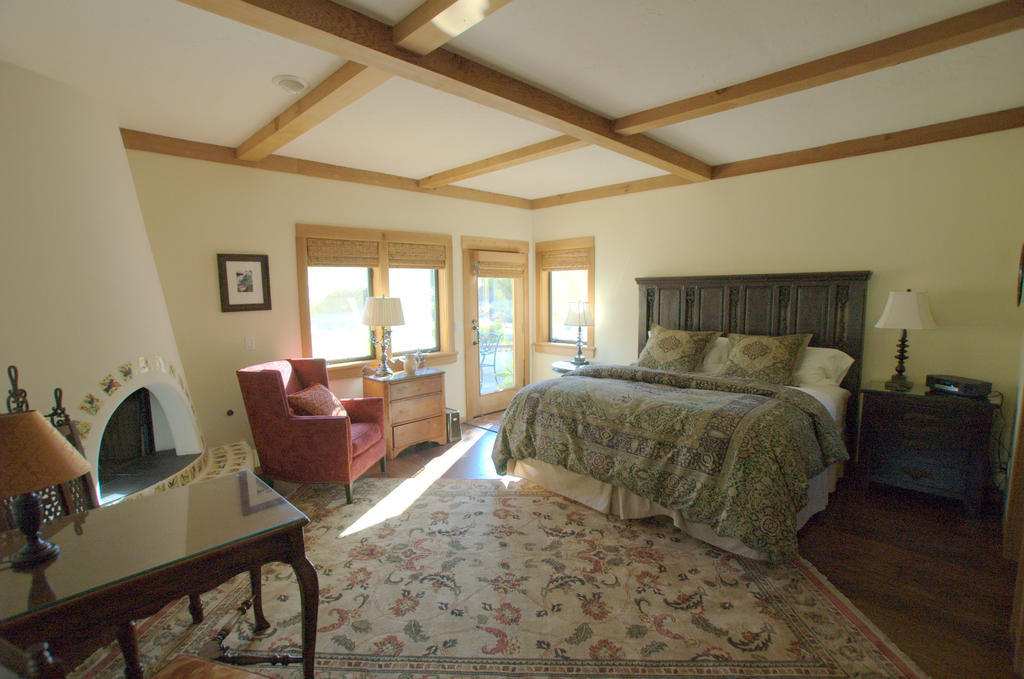 The Casitas Of Arroyo Grande Bed & Breakfast Exterior photo